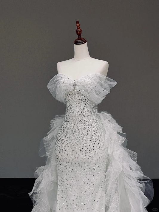 Vestido de novia atemporal de corte sirena con escote corazón en tul blanco DP845