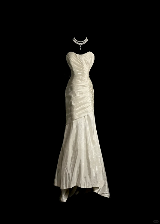 Vestido de novia vintage estilo sirena, escote corazón, color marfil, largo hasta el suelo, estilo minimalista, DP933