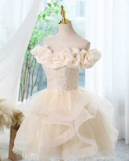 Vestido de fiesta corto de tul con encaje y hombros descubiertos, corte A color champán, vestido de regreso a casa color champán ED01055
