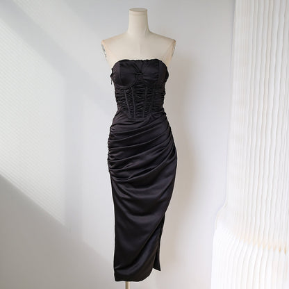 Vestido de cumpleaños de satén sin tirantes y ajustado ED01078