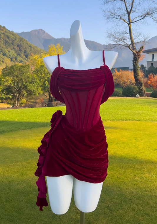 Vestido de fiesta corto de terciopelo burdeos con tirantes finos y corte A, vestido de bienvenida ED01116