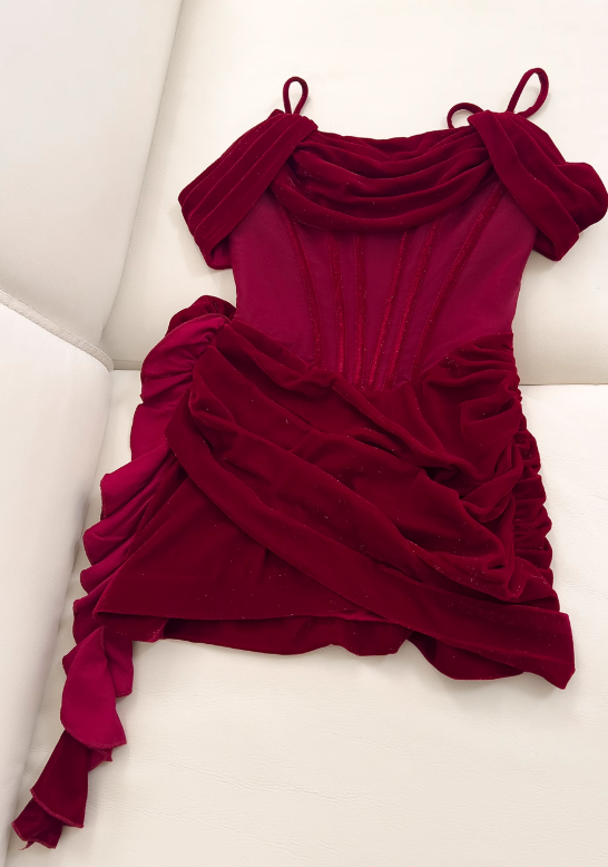 Vestido de fiesta corto de terciopelo burdeos con tirantes finos y corte A, vestido de bienvenida ED01116