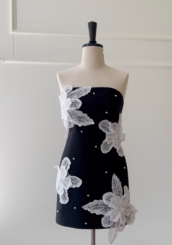 Vestido de fiesta corto negro sin tirantes, corte A, vestido de bienvenida ED01117