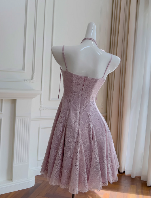 Vestido de fiesta corto de encaje con tirantes finos en color morado claro, vestido de fiesta morado ED01155