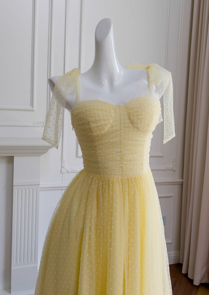 Vestido de fiesta corto de tul amarillo con escote en forma de A y escote corazón, vestido de bienvenida amarillo ED01156