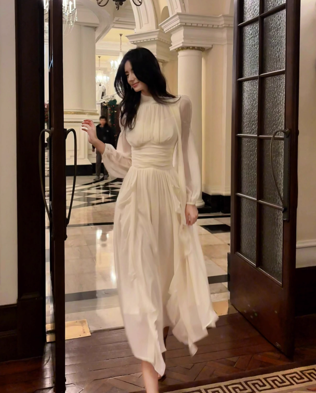 Vestido elegante francés de manga larga en blanco roto ED01170