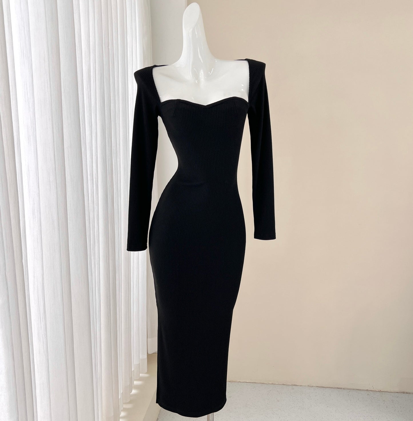 Elegante vestido negro de manga larga, vestido de cumpleaños ED01184