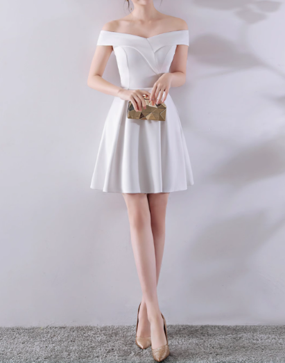 Vestido sencillo con hombros descubiertos y elegante para banquete ED01185