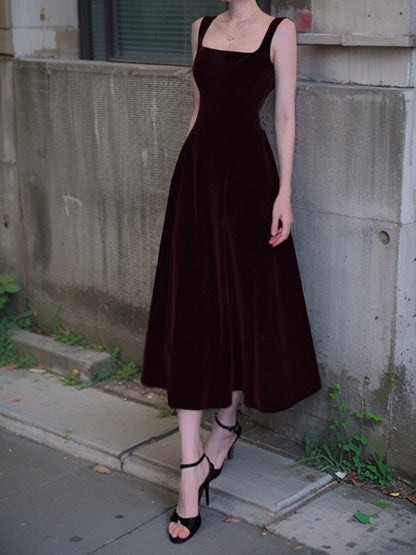Vestido de terciopelo burdeos estilo retro francés con escote cuadrado y corte A para cumpleaños y graduación ED01193