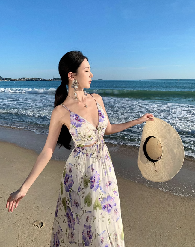 Vestido vintage morado con cuello en V y tirantes estampados ED01195