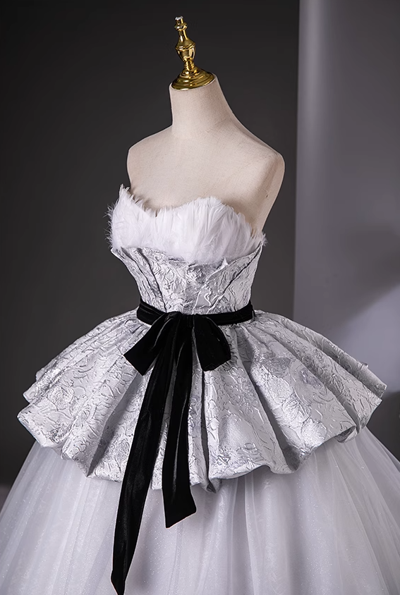 Vestido de fiesta largo de satén y tul con escote corazón, corte en A, color gris plateado, vestido formal en gris plateado ED01217