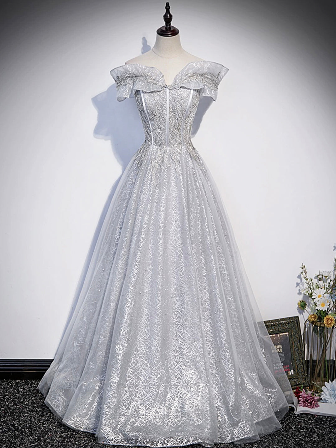 Vestido de fiesta largo gris de tul con lentejuelas y hombros descubiertos, corte A, vestido de noche formal ED01219