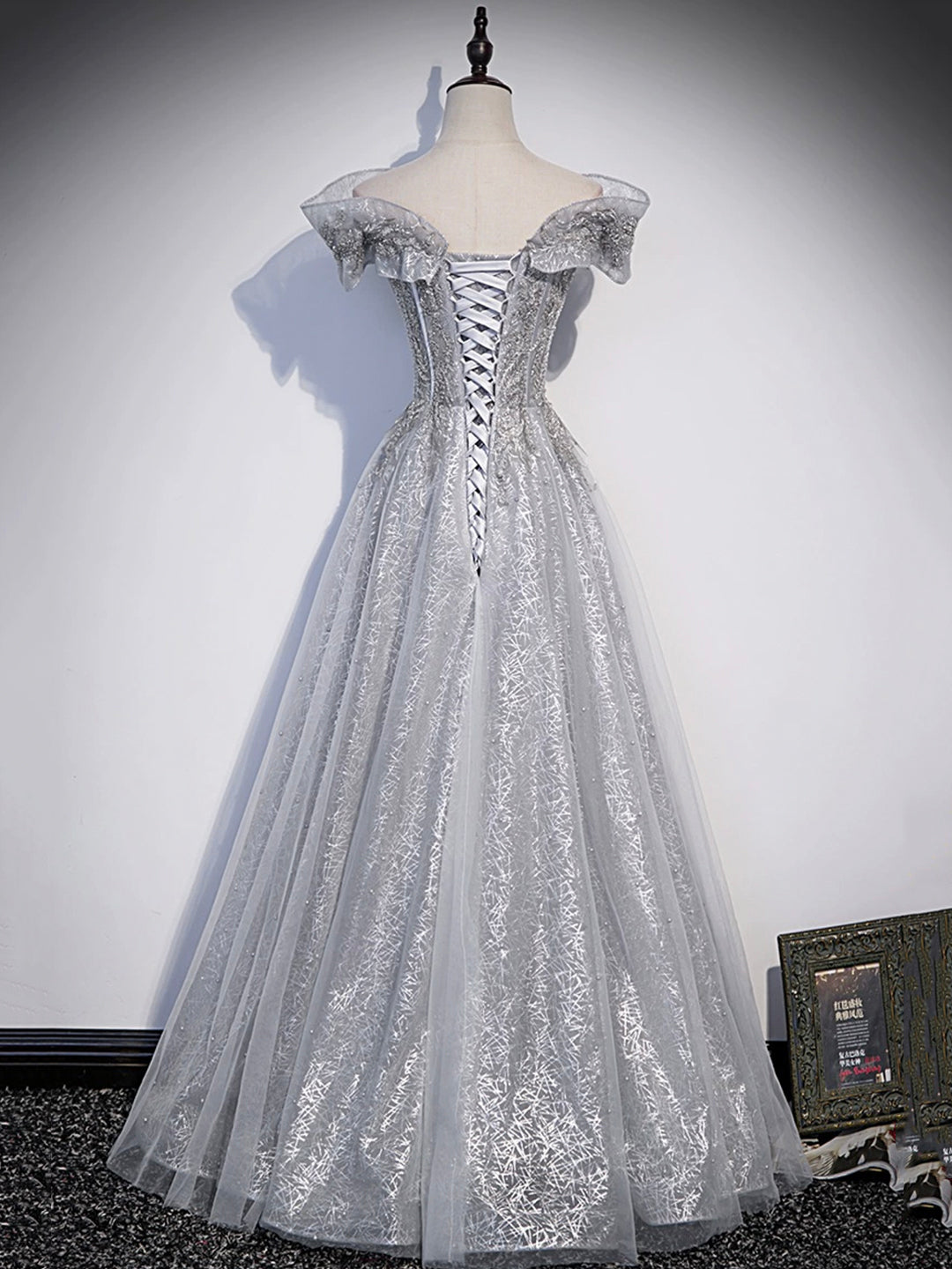 Vestido de fiesta largo gris de tul con lentejuelas y hombros descubiertos, corte A, vestido de noche formal ED01219