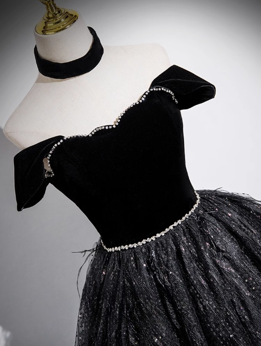 Vestido de fiesta largo negro de terciopelo, tul y lentejuelas, corte en A, hombros descubiertos, vestido formal negro ED01227