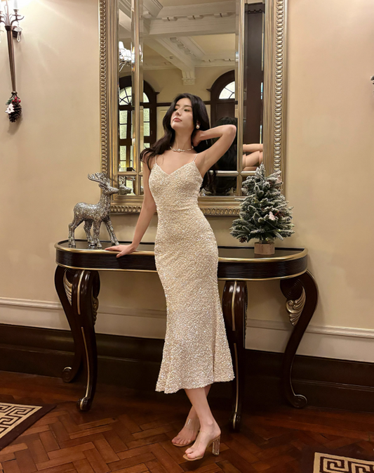Vestido de fiesta estilo sirena con tirantes y lentejuelas bordadas en champán francés ED01254