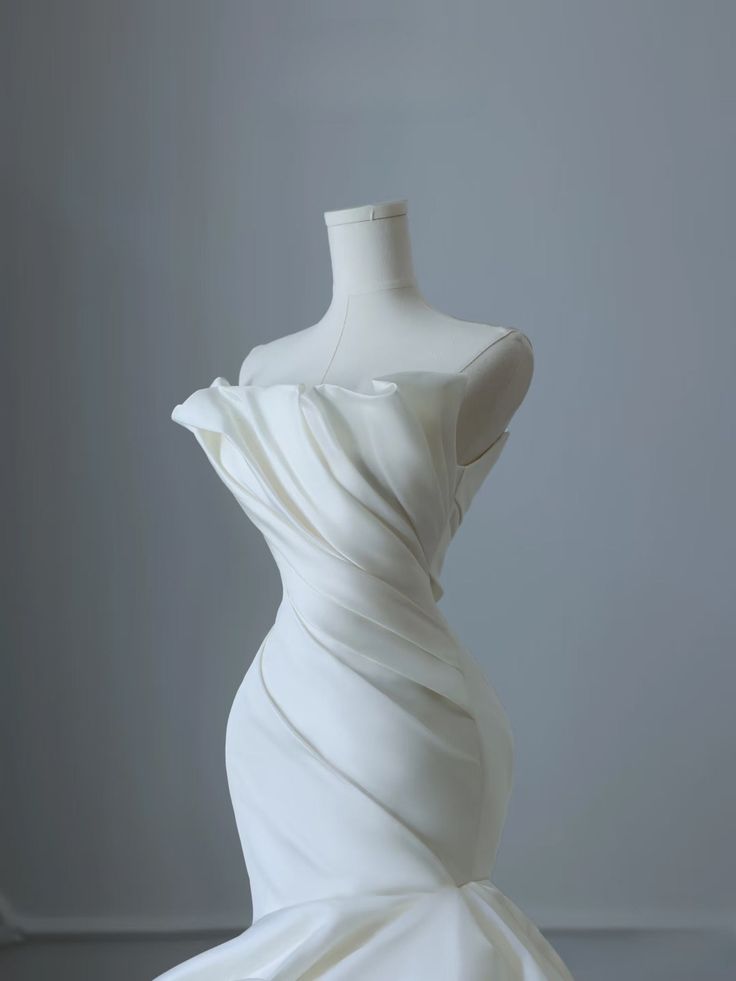 Vestido de novia de satén sin tirantes, corte sirena color marfil, vestido de fiesta largo y delicado ED01425