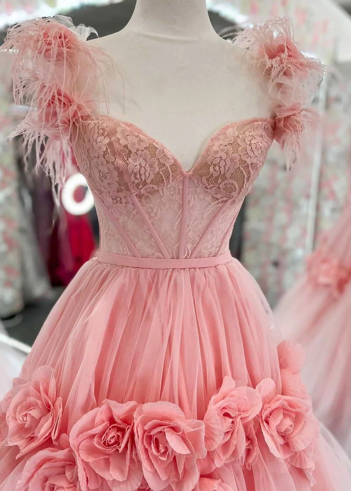Vestido de fiesta largo de tul con encaje y hombros descubiertos, corte A, color rosa, para quinceañeras ED01500