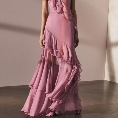 Hermoso vestido de fiesta largo de gasa rosa con escote en V, plisado, sin mangas y con cremallera en la espalda ED01514