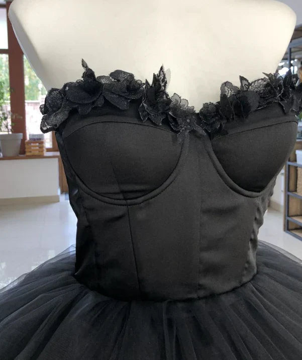A-line Sweetheart Corset Tulle Strapless Prom Dress ED01560