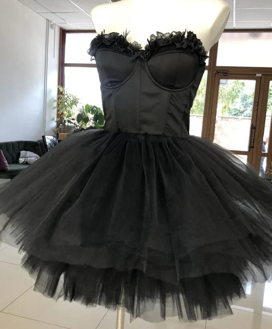 A-line Sweetheart Corset Tulle Strapless Prom Dress ED01560