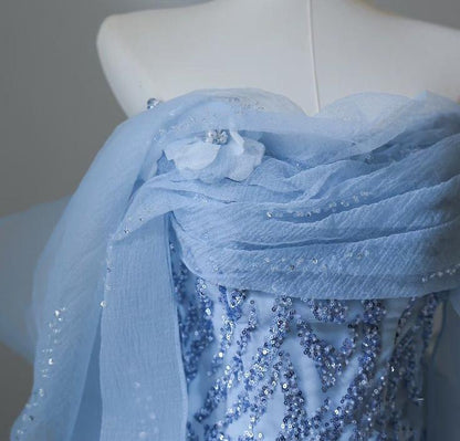 Vestido de fiesta largo de tul con cuentas y corte sirena azul cielo, sin tirantes, elegante vestido de novia ED01661