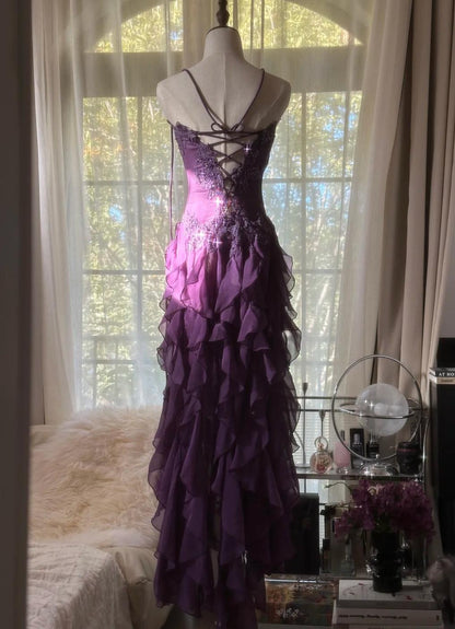 Elegante vestido de fiesta morado sin tirantes, de gasa, largo, con apliques y capas, espalda descubierta, ED01727
