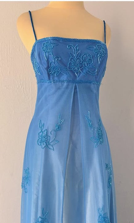 Gothic Vintage Prom Dress Under $170🩵Gorgeous Spaghetti Straps Beading Applique Gradient Blue Sleeveless Long Evening Dress  ED01816