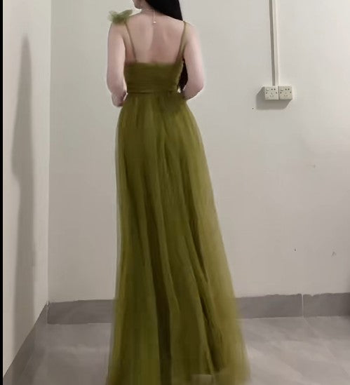 Vestido de fiesta largo de tul con tirantes finos, corte A, color verde oliva, ideal para cumpleaños, ED01834