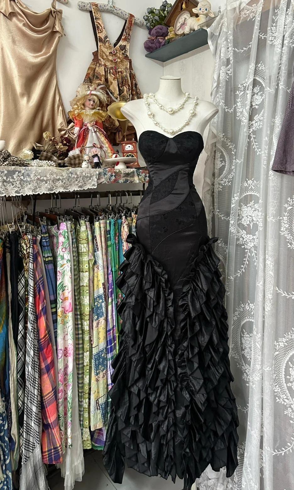 Vestido de fiesta de satén estilo sirena con escote corazón y temperamento negro, vestido de cumpleaños, vestido formal de noche ED01865