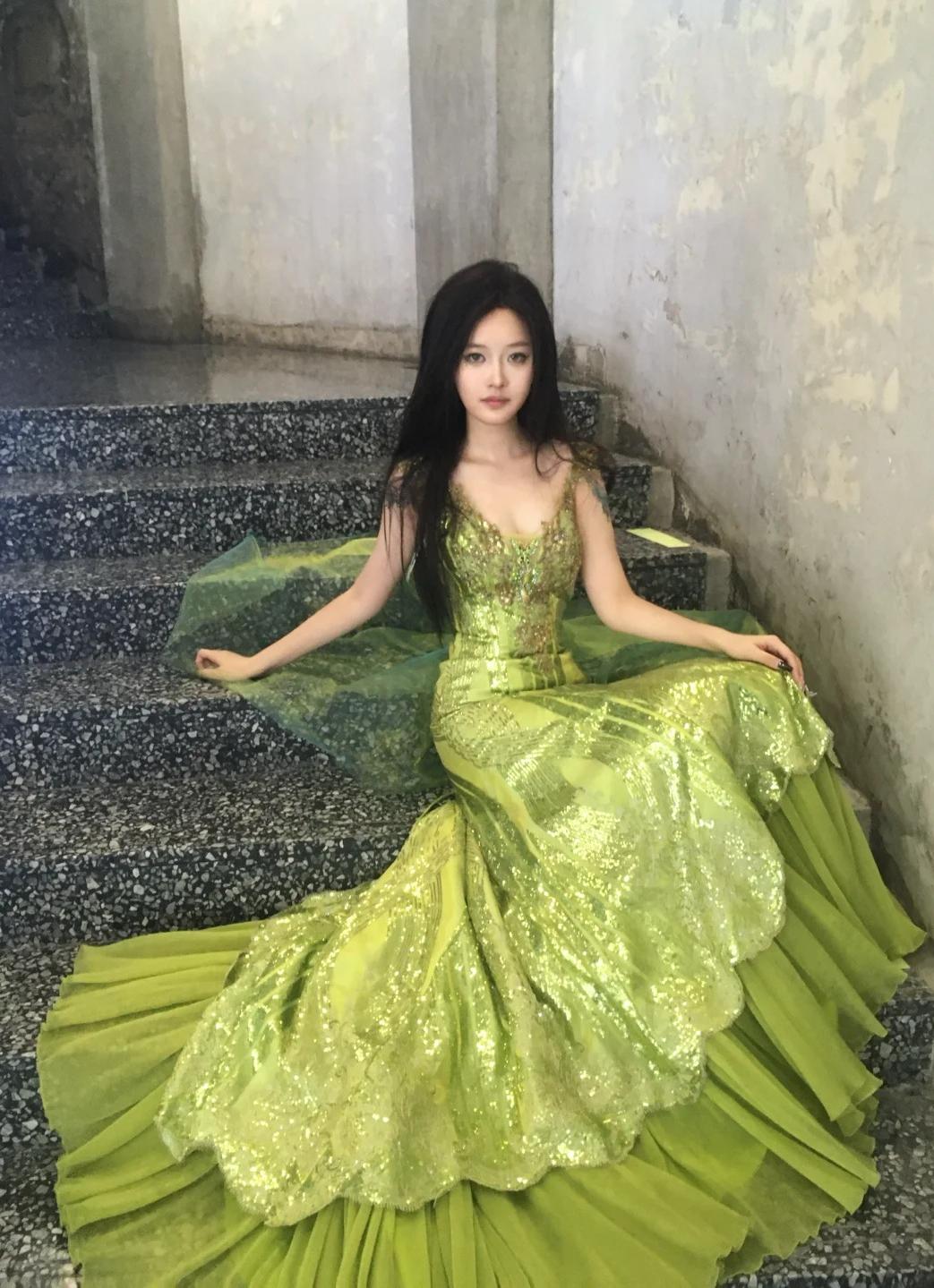 Fairytale Bud Green Mermaid Sequins Beaded Prom Dress Backless Tulle Evening Gown  ED01945