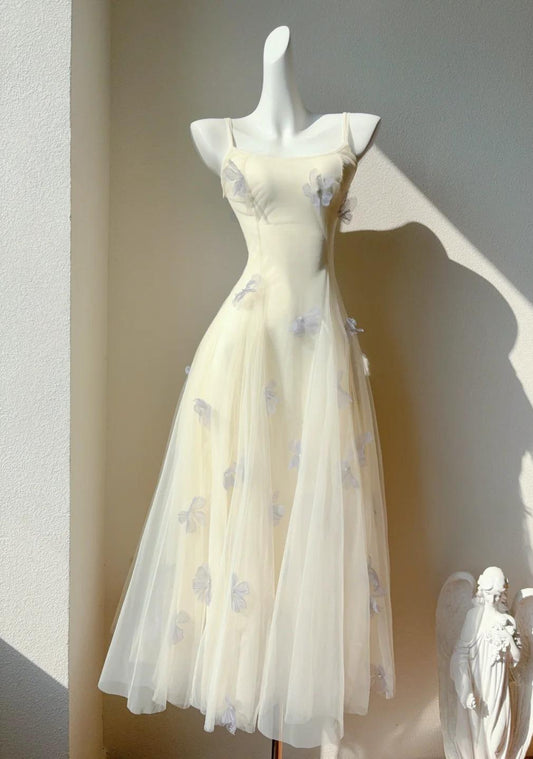 Vestido de fiesta de cumpleaños con tirantes finos, corte A, color crema, blanco, escote cuadrado, de tul, estilo cuento de hadas, ED02034