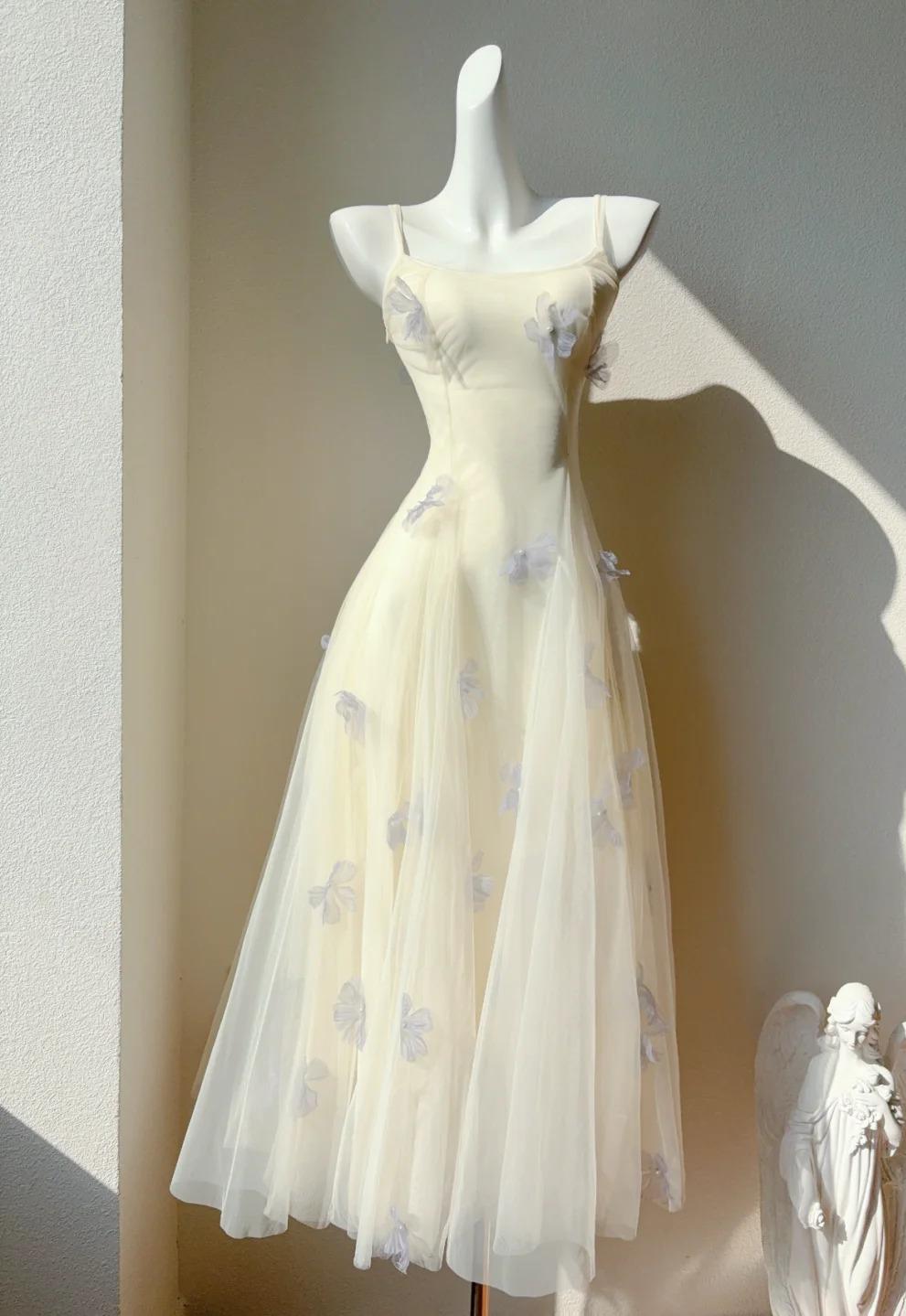 Vestido de fiesta de cumpleaños con tirantes finos, corte A, color crema, blanco, escote cuadrado, de tul, estilo cuento de hadas, ED02034