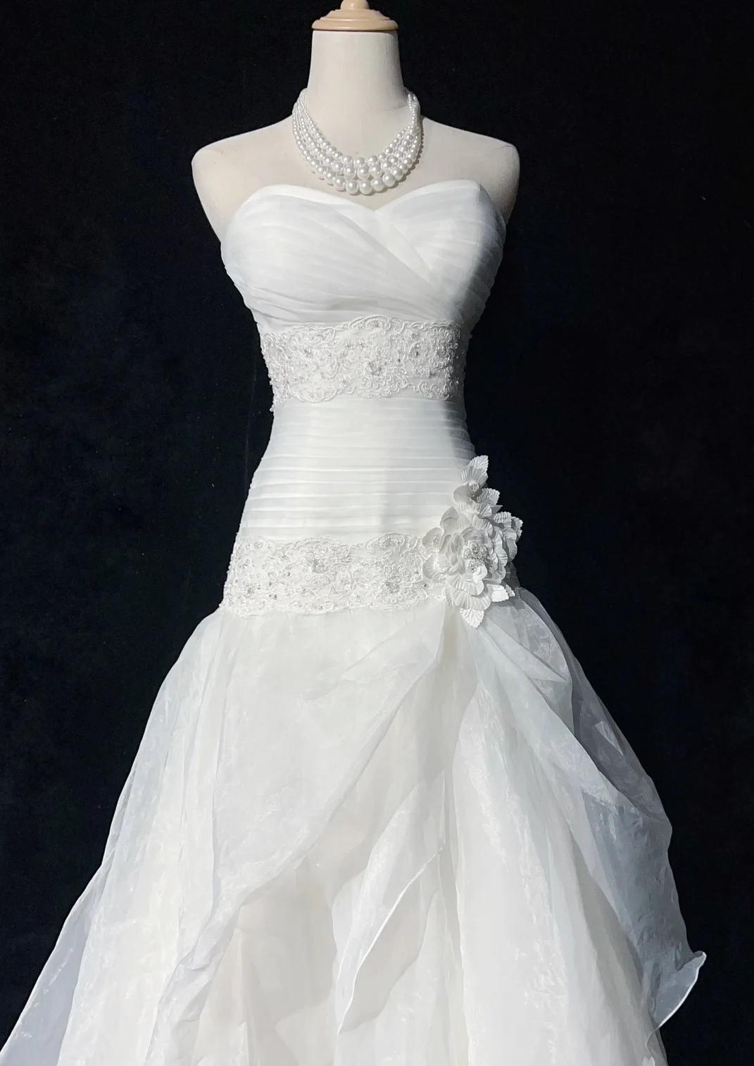 Vestidos de novia largos de fiesta con apliques de encaje y tul, sin tirantes, color blanco glamuroso, ED02049