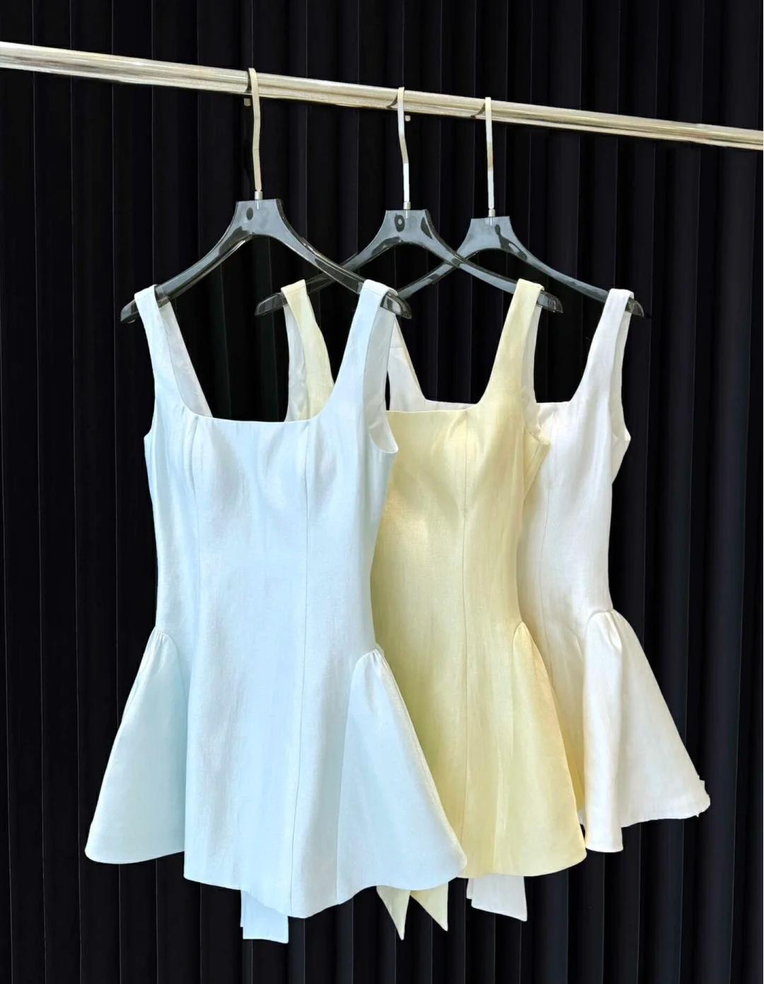 Vestido de fiesta corto con escote cuadrado, corte A, espalda descubierta y lazo, ED02115