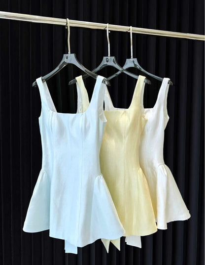 Vestido de fiesta corto con escote cuadrado, corte A, espalda descubierta y lazo, ED02115