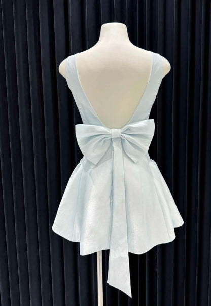 Vestido de fiesta corto con escote cuadrado, corte A, espalda descubierta y lazo, ED02115