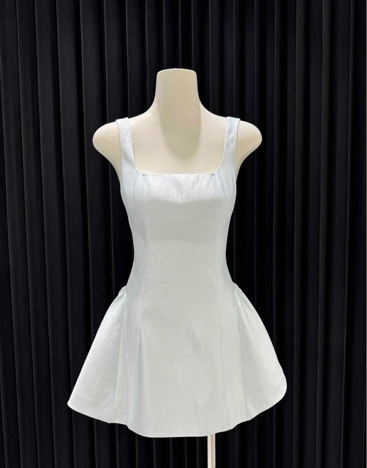 Vestido de fiesta corto con escote cuadrado, corte A, espalda descubierta y lazo, ED02115