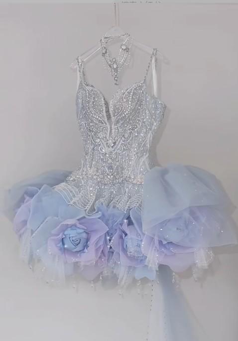 Vestido de fiesta corto de tul brillante con escote en V y corte A, ED02123