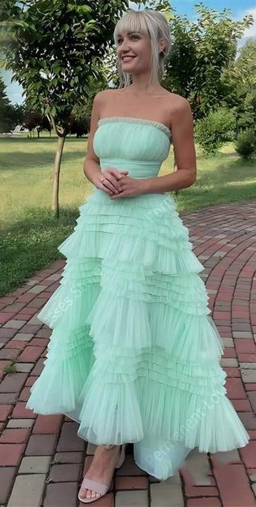 Hermosos vestidos de fiesta de tul verde menta sin tirantes y en capas, corte A, ED02141