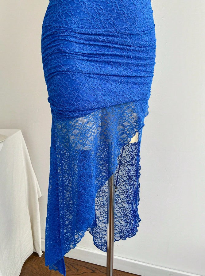 Hermoso vestido de fiesta corto ajustado de encaje azul real, sin tirantes ni espalda, vestido de noche ED02165