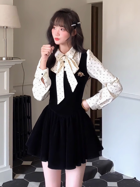 Vestido de dos piezas de terciopelo con lunares franceses y corte en A ED0228
