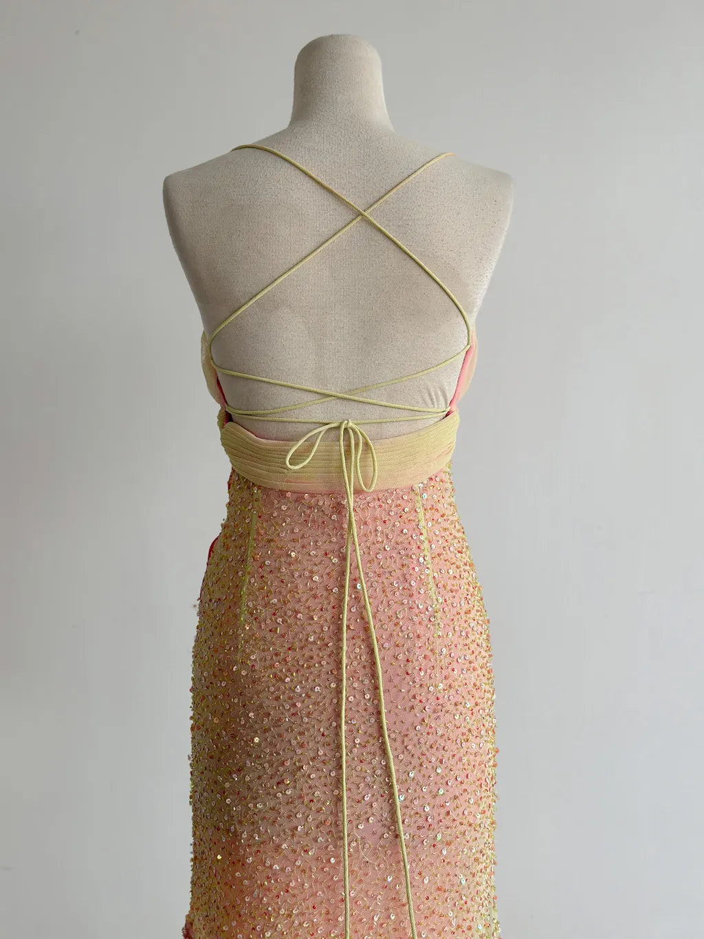 Gorgeous Pink Yellow Tulle Mermaid Spaghetti Straps Beaded Long Prom Dresses Vintage Formal Evening Gowns ED02371