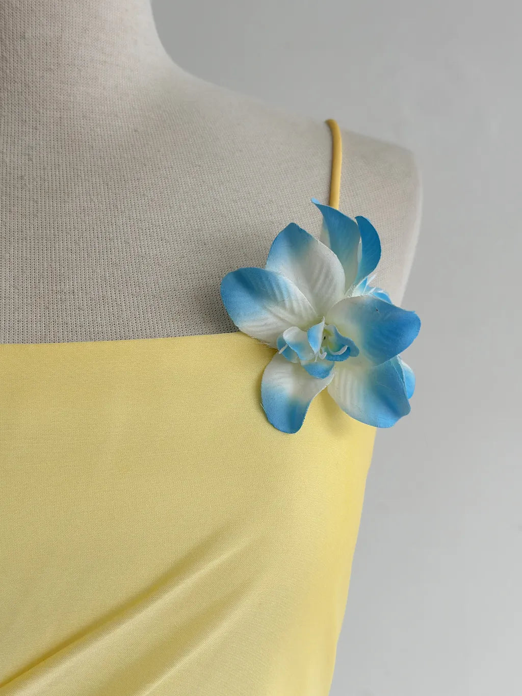 Fairytale Butter Yellow Spaghetti Strap Sheath Chiffon Long Prom Dresses Vintage Evening Gowns ED02416
