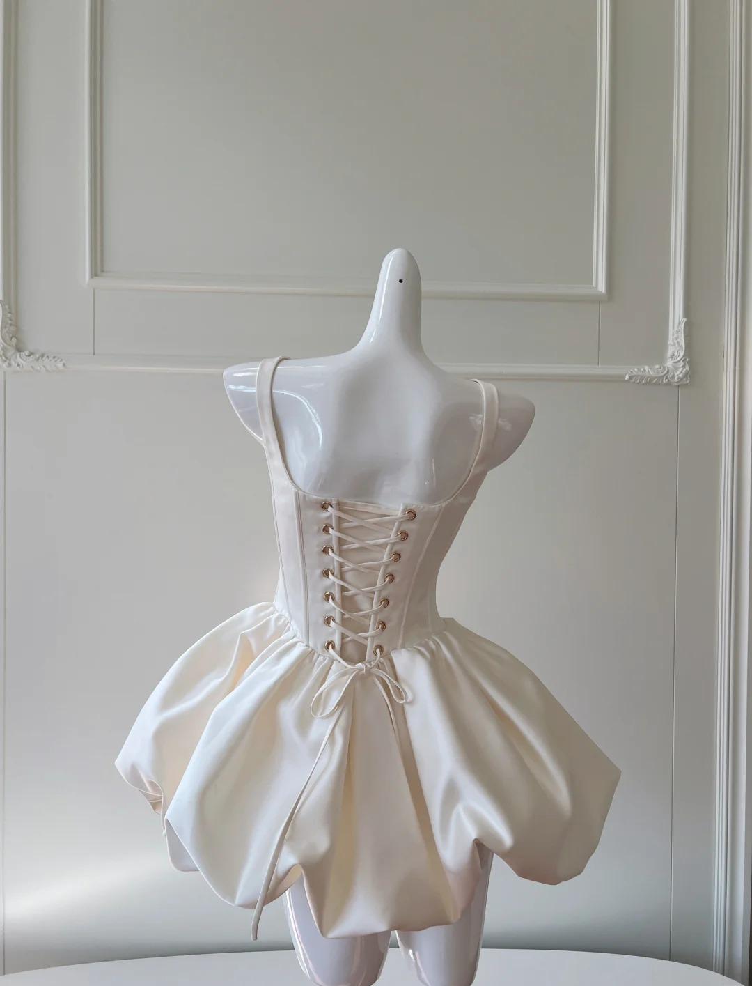 Vestido de fiesta corto de satén blanco crema con escote cuadrado y corte A, vestido de bienvenida ED02438