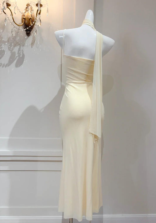 Elegante vestido de fiesta ajustado de gasa con cuello asimétrico en amarillo mantequilla, vestidos de graduación cortos ED02523