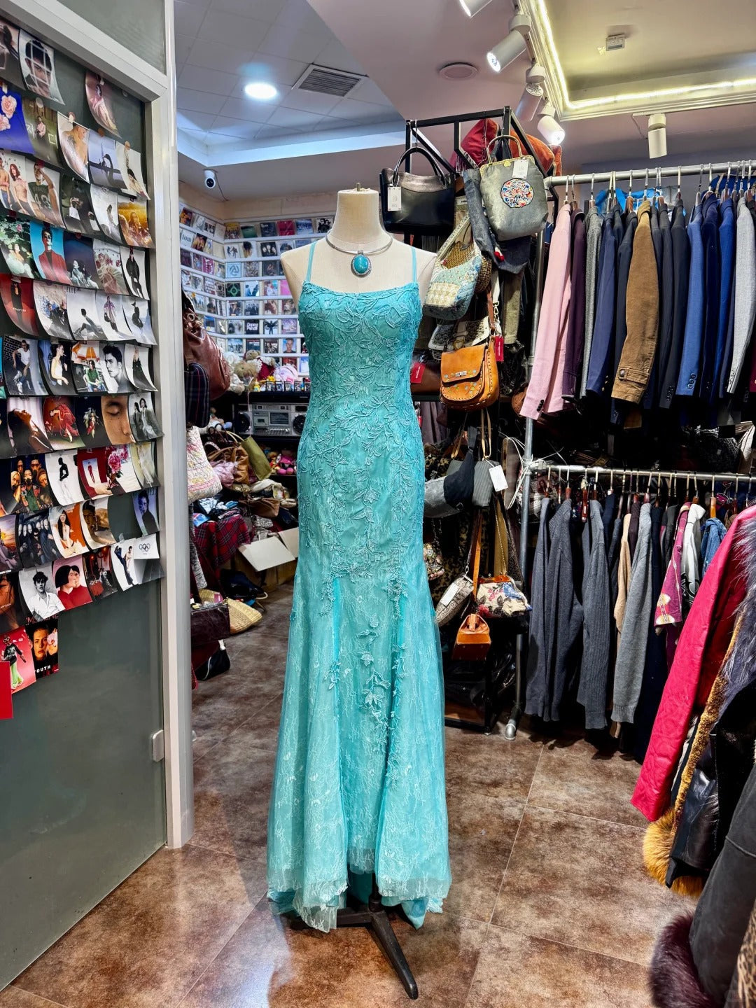 Hermoso vestido de fiesta largo con escote cuadrado y apliques de tul color turquesa, estilo sirena, sin espalda, formal, ED02554