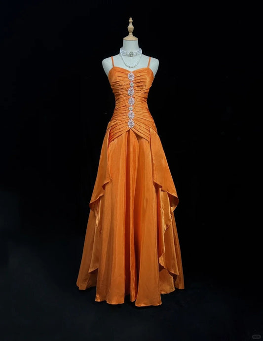 Hermosos vestidos de fiesta largos de satén con tirantes finos en color naranja, corte A, vestidos de noche formales con pliegues ED02569
