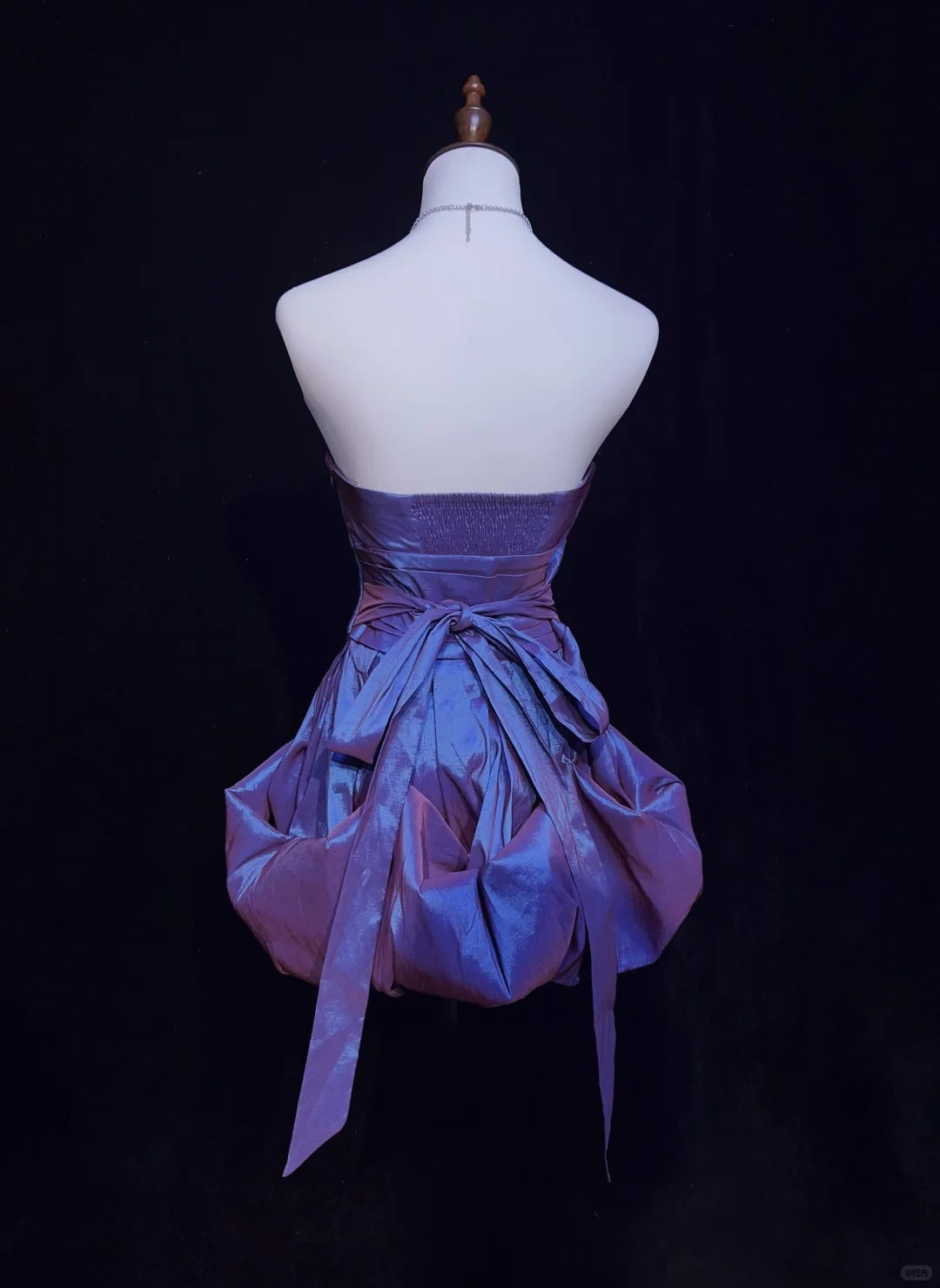 Impresionantes vestidos de fiesta cortos de tafetán morados, sin tirantes, corte A, vestidos de bienvenida ED02573