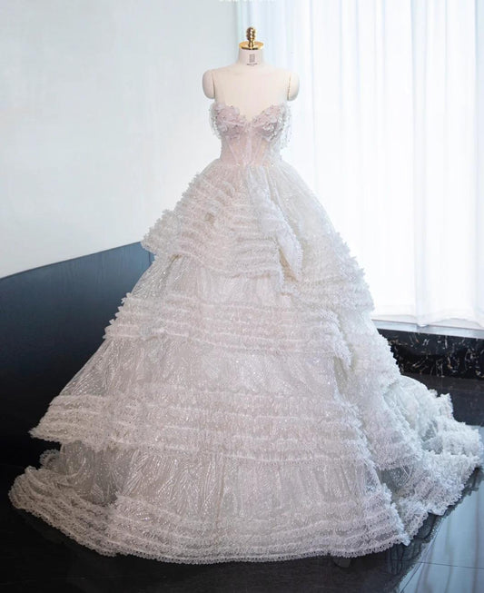 Gorgeous White Sweetheart Neck A-Line Tulle Beaded Wedding Dresses ED02608