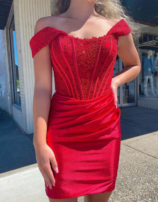Hermoso vestido de fiesta corto de satén con apliques y hombros descubiertos en rojo ED02638